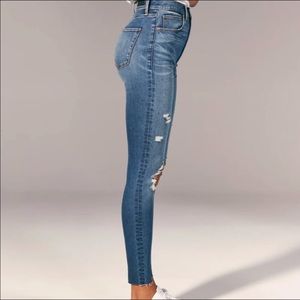 Abercrombie Ripped Ultra High Rise Super Skinny Jeans | NWT